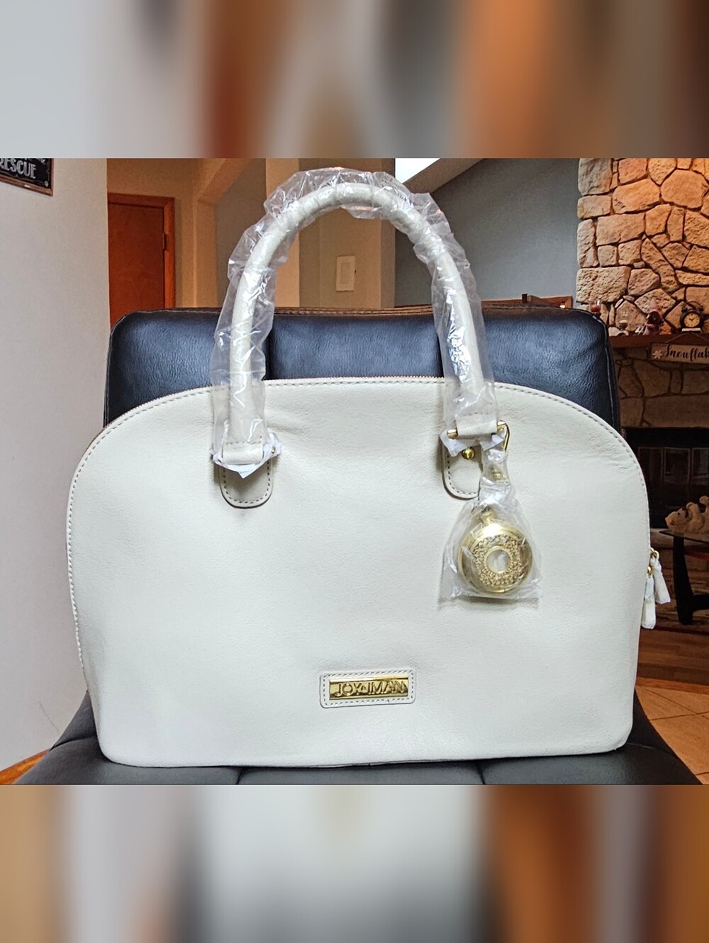 NWOT Joy & Iman Leather Dome Satchel with Pocket Watch & Dust Bag – Ivory